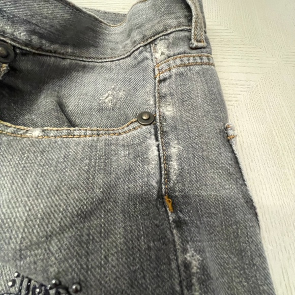 Sold sold sold - Picture 6 of 12